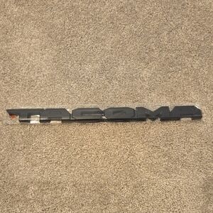 OVERLAY  BLACKOUT Tacoma EMBLEMKIT FOR 2016 -2024 Tacoma 4X4 SR5 TRD limited